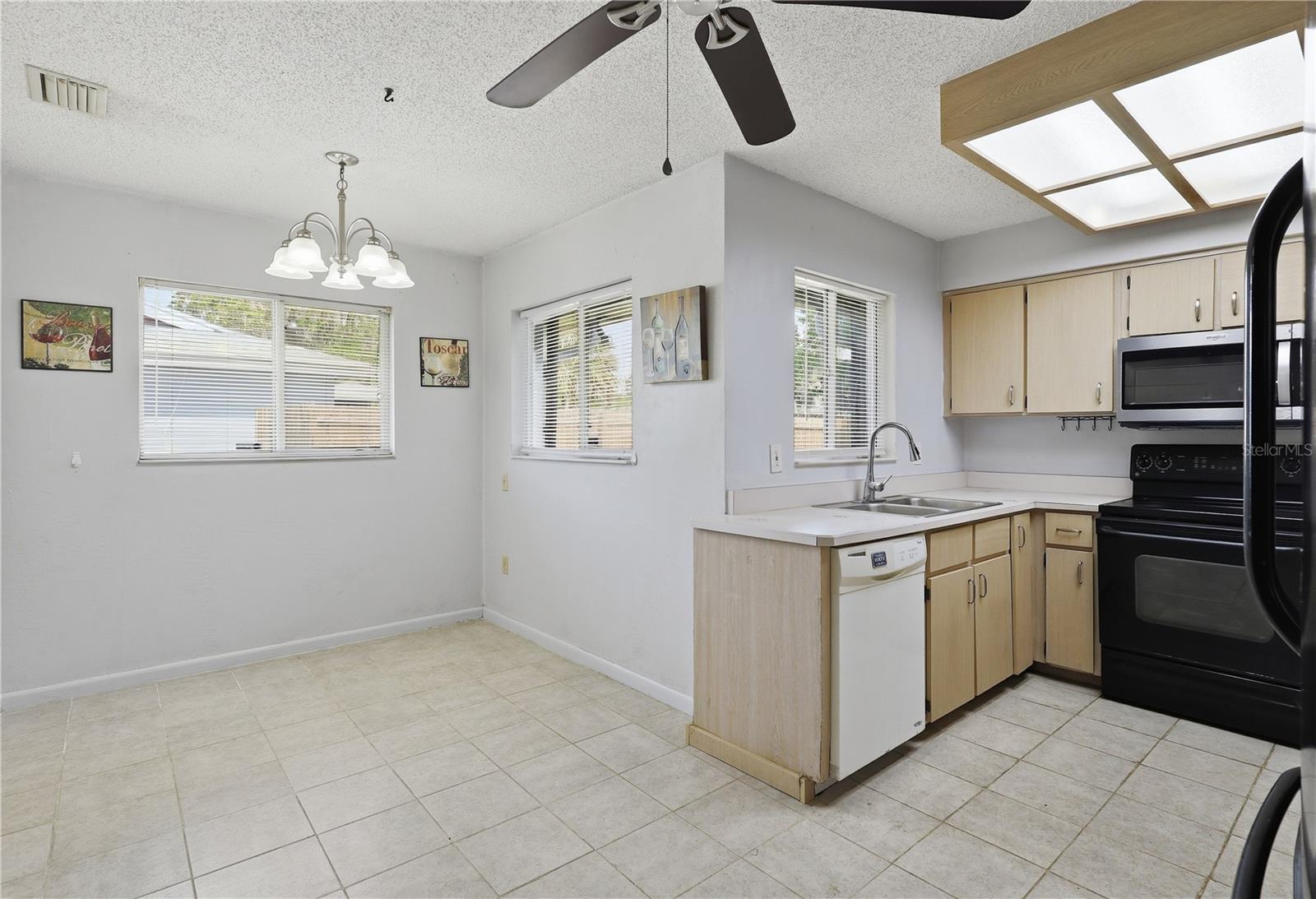 9 BLACKBERRY PL, PALM COAST, FL, 32137