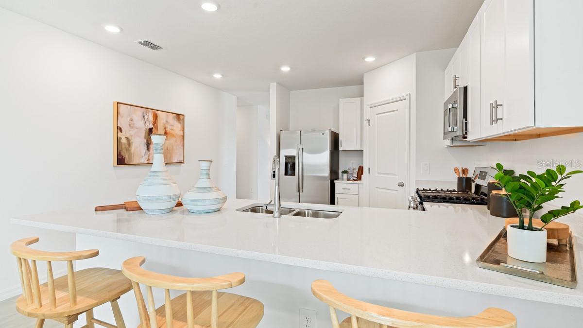 13689 TROPICAL BREEZE WAY, HUDSON, FL, 34669