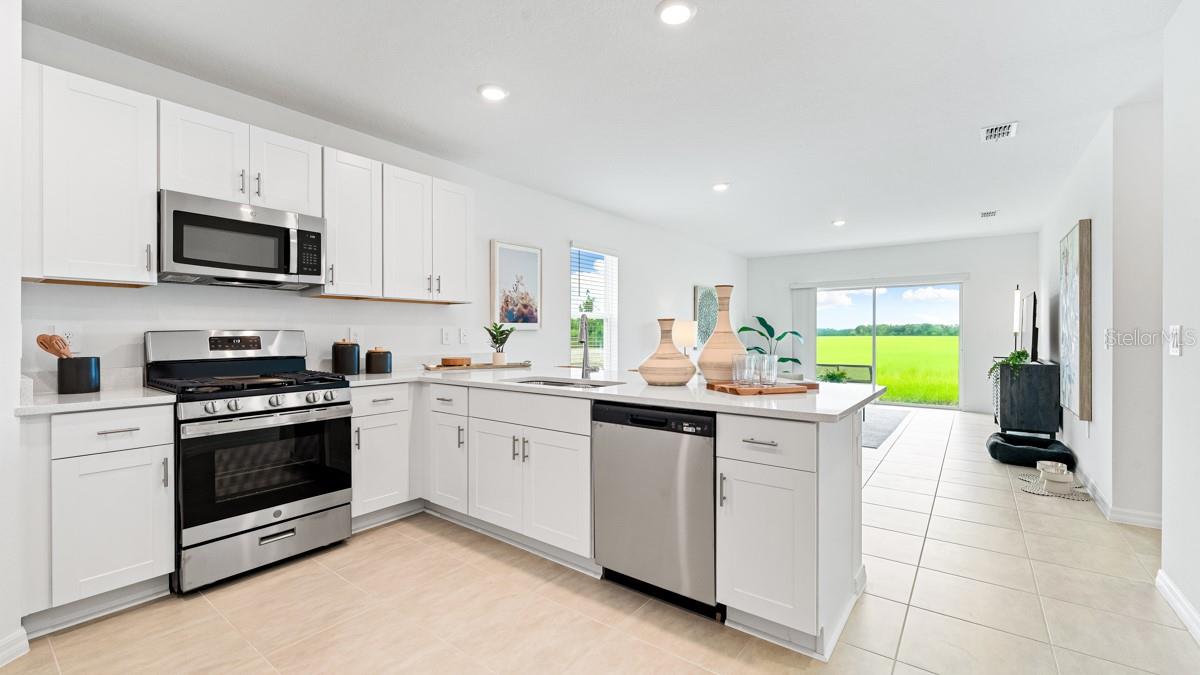 13689 TROPICAL BREEZE WAY, HUDSON, FL, 34669