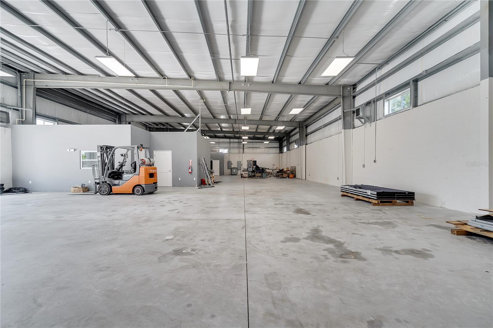 560 BARRY ST, ORLANDO, FL, 32808