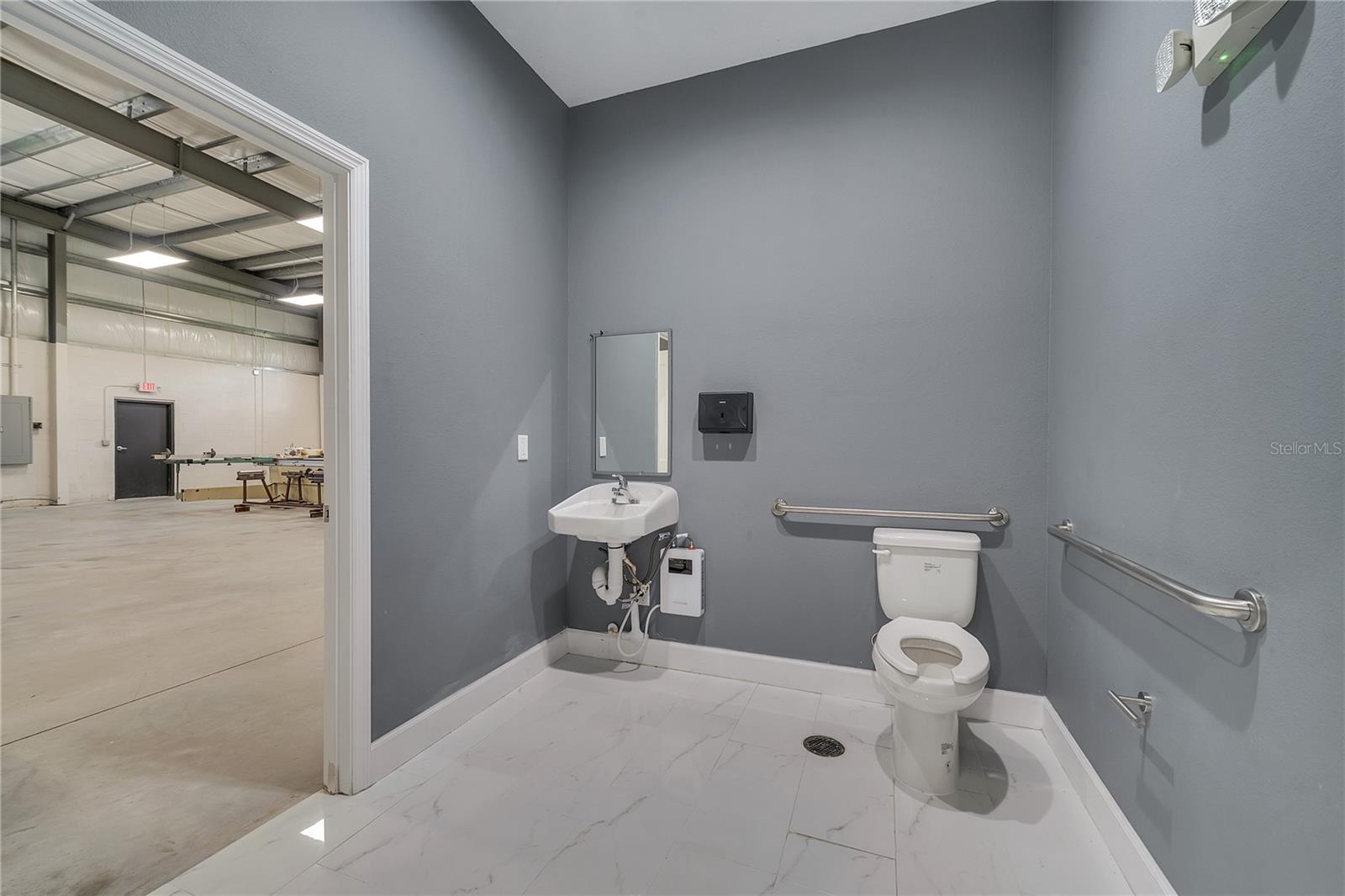 560 BARRY ST, ORLANDO, FL, 32808