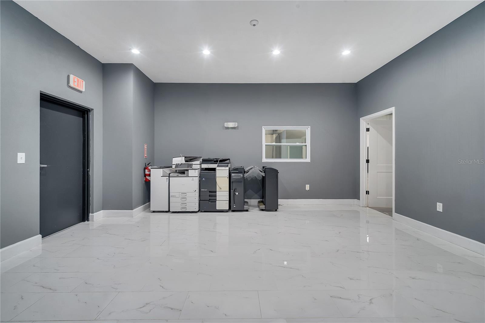 560 BARRY ST, ORLANDO, FL, 32808