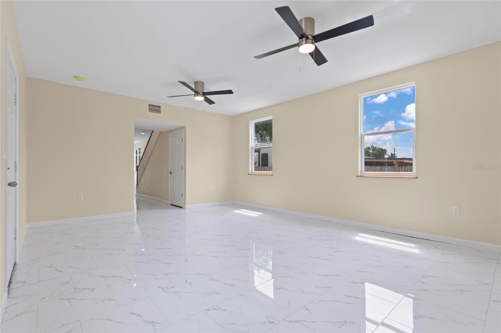 743 BAYSHORE DR, TARPON SPRINGS, FL, 34689