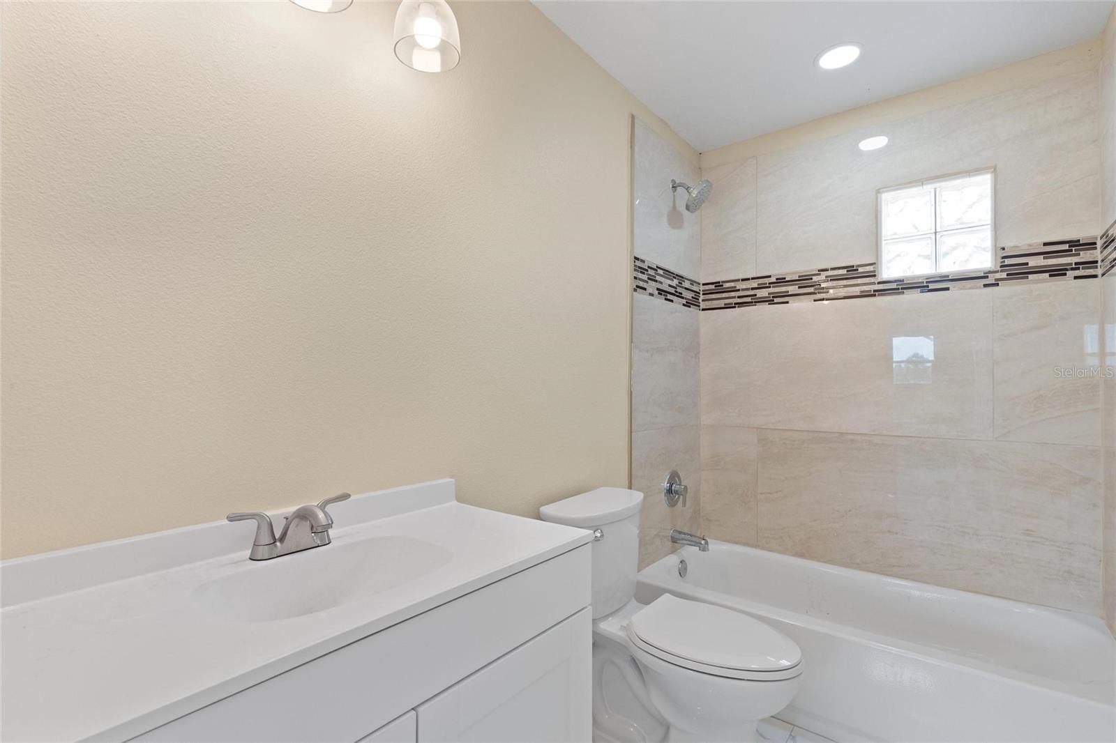 743 BAYSHORE DR, TARPON SPRINGS, FL, 34689