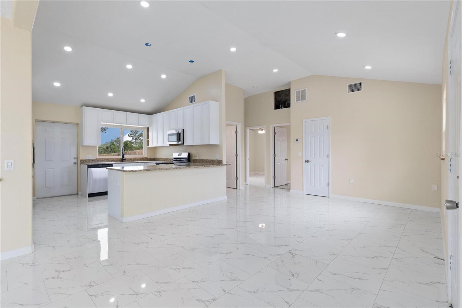 743 BAYSHORE DR, TARPON SPRINGS, FL, 34689