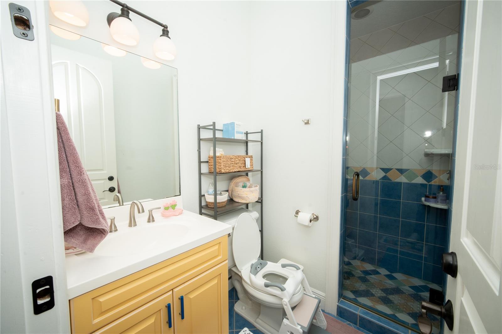 719 EASTLAWN DR, KISSIMMEE, FL, 34747