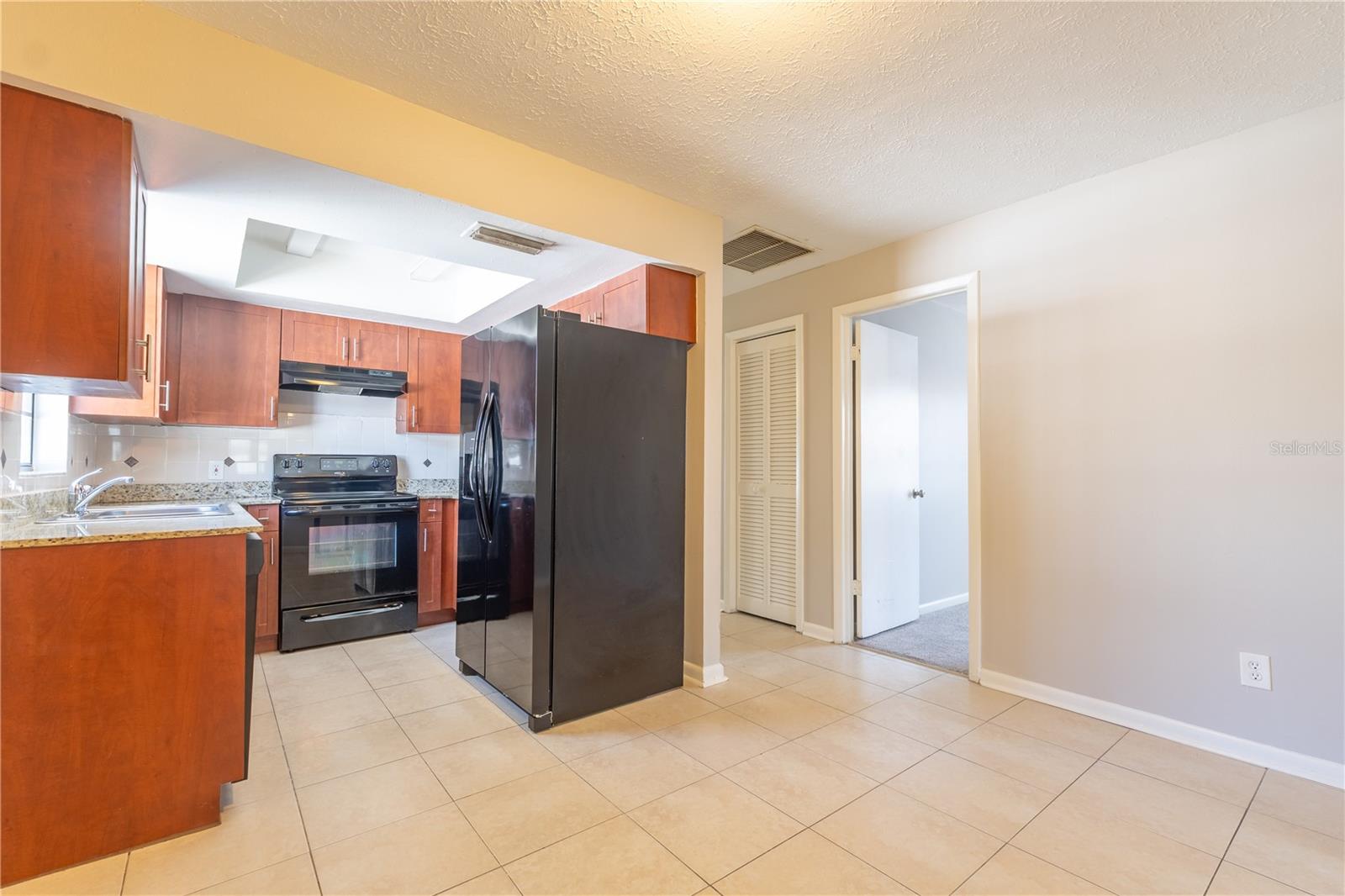 9304 N ELMER ST, TAMPA, FL, 33612