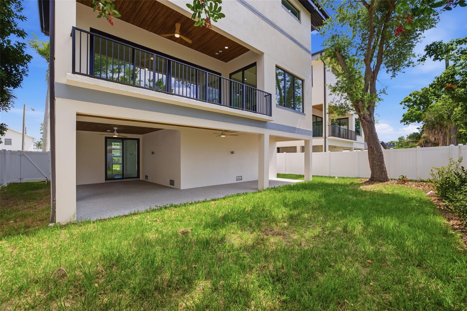 1943 SHORE ACRES BLVD NE, ST PETERSBURG, FL, 33703