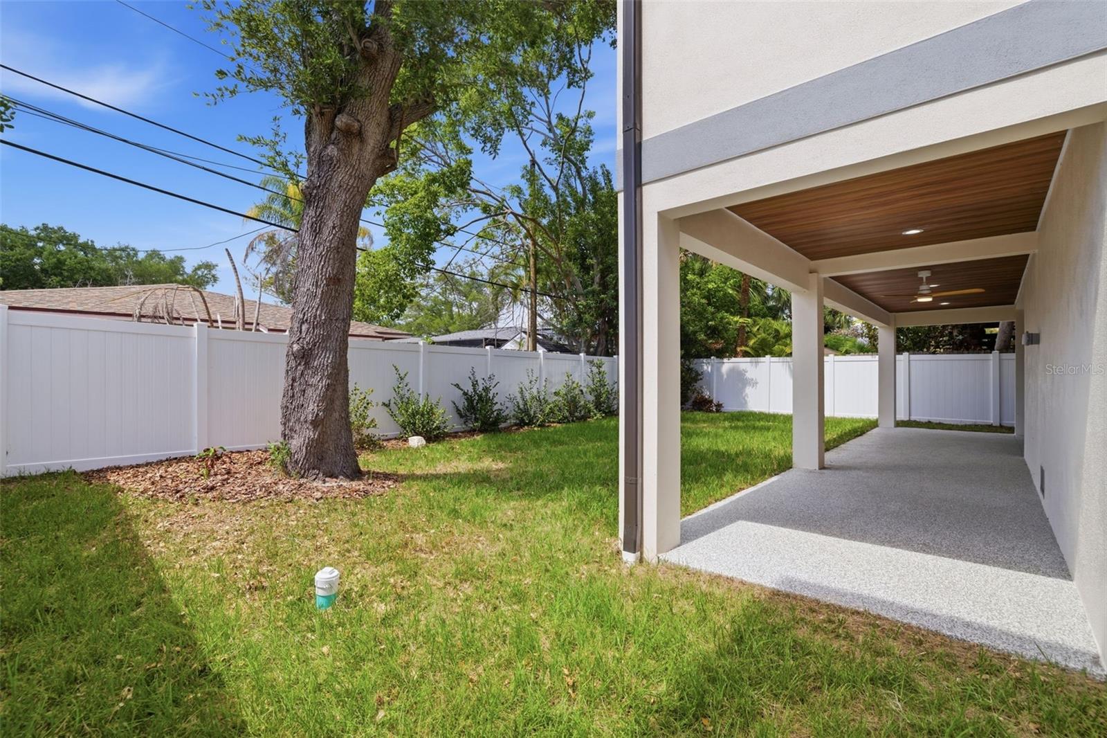 1943 SHORE ACRES BLVD NE, ST PETERSBURG, FL, 33703