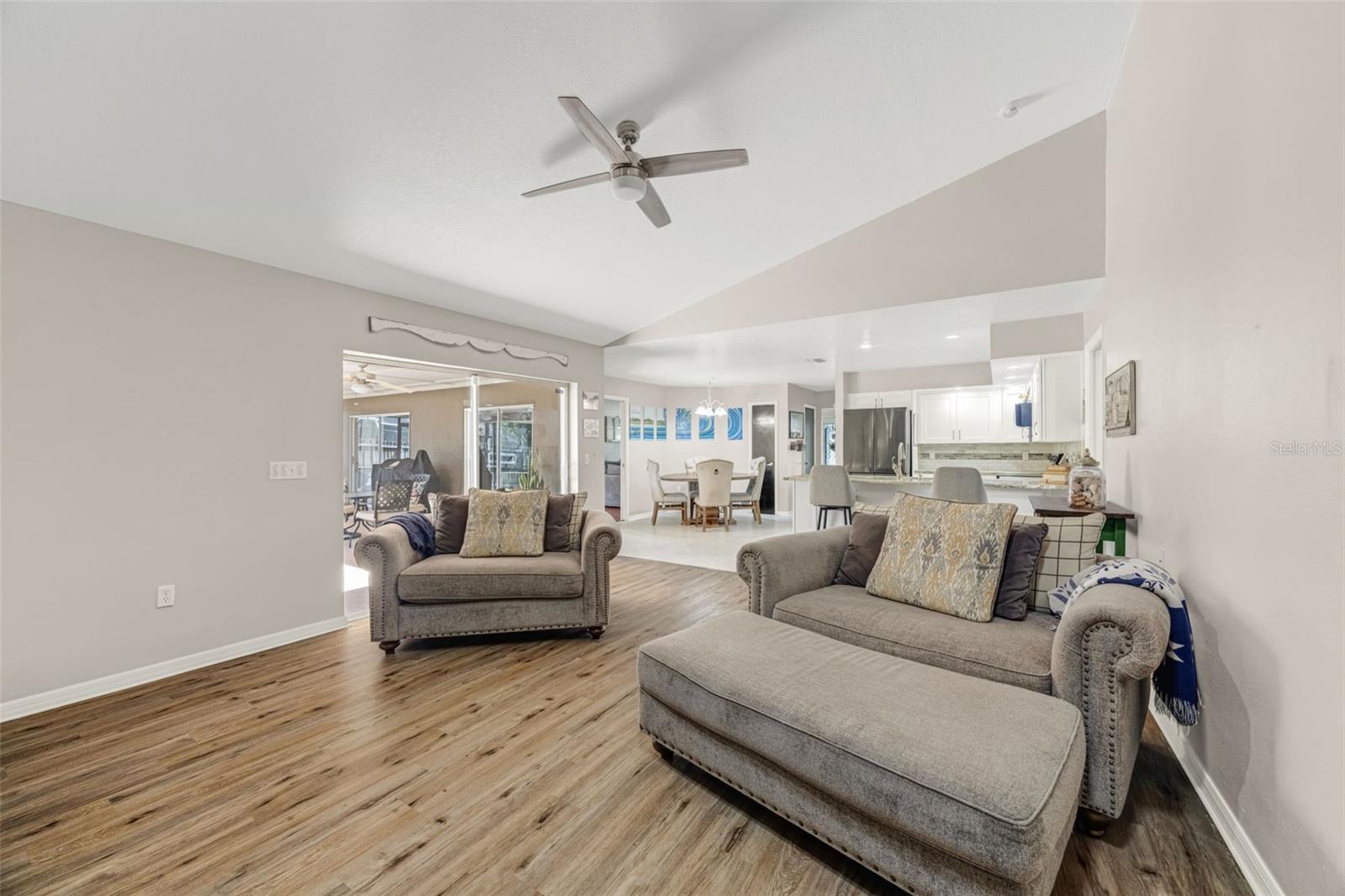 3006 SPRAWLING OAKS PL, VALRICO, FL, 33596