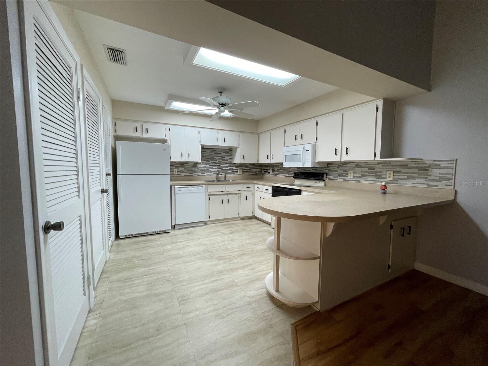 3325 S BELGRAVE DR, INVERNESS, FL, 34452