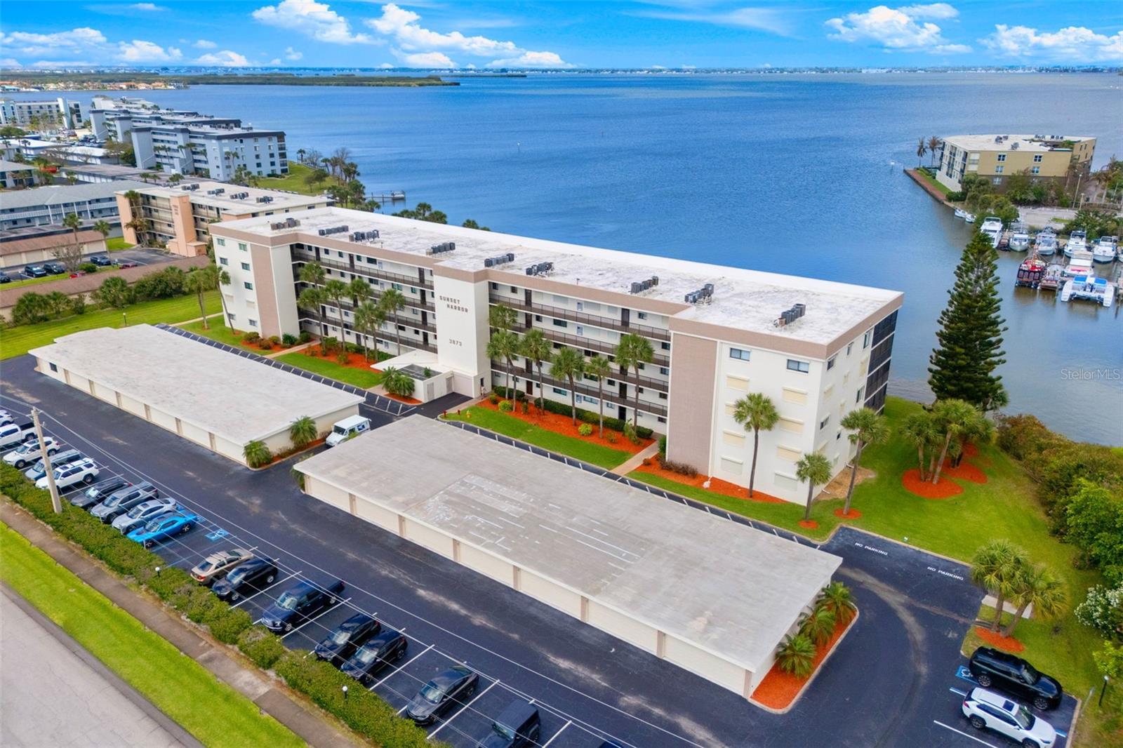 3873 S BANANA RIVER BLVD #103, COCOA BEACH, FL, 32931
