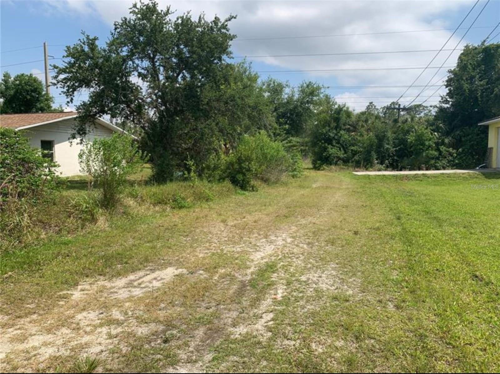 925 INDIAN CREEK LN, PUNTA GORDA, FL, 33982