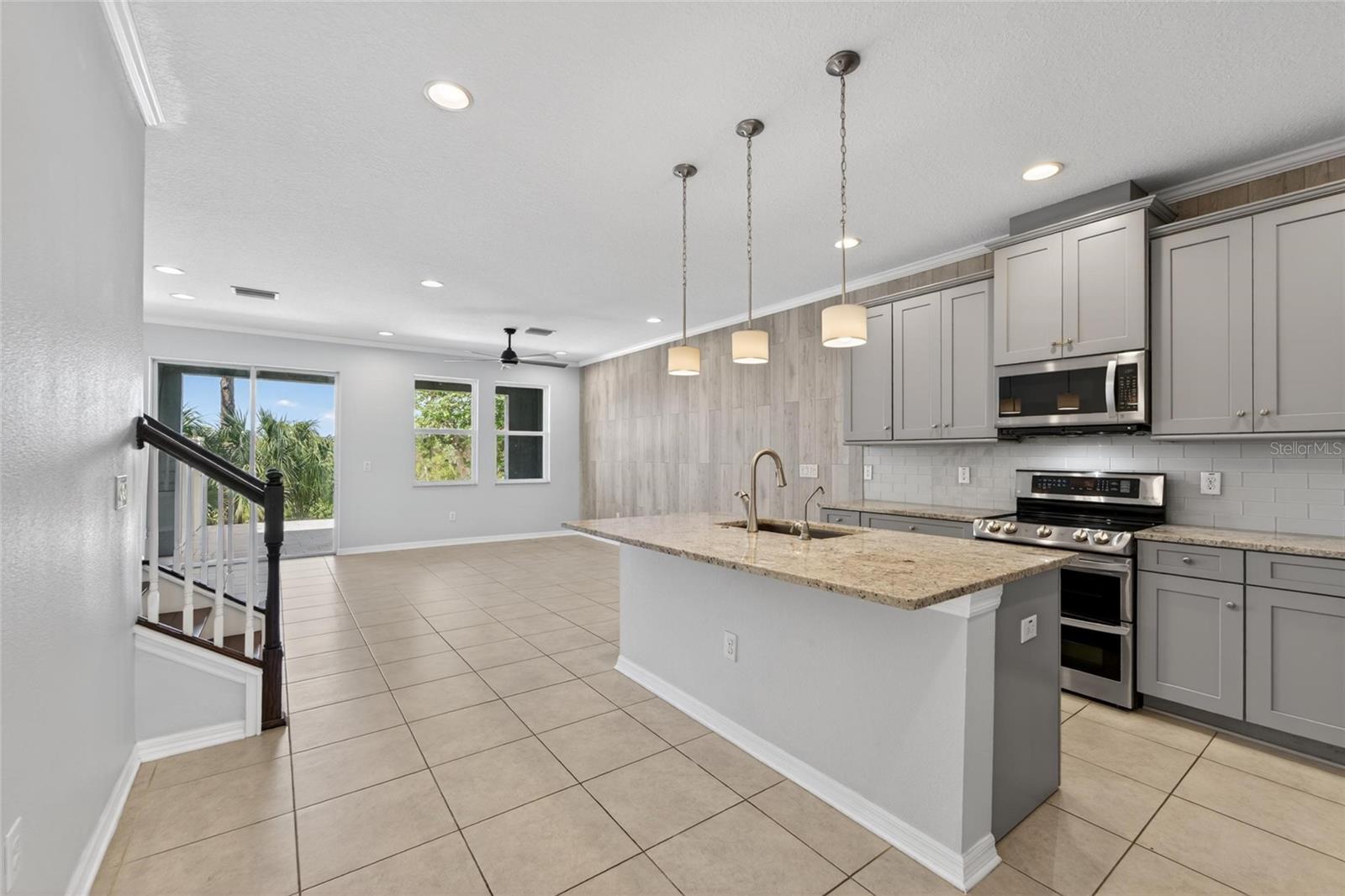 8108 MUDDY PINES PL, TAMPA, FL, 33635