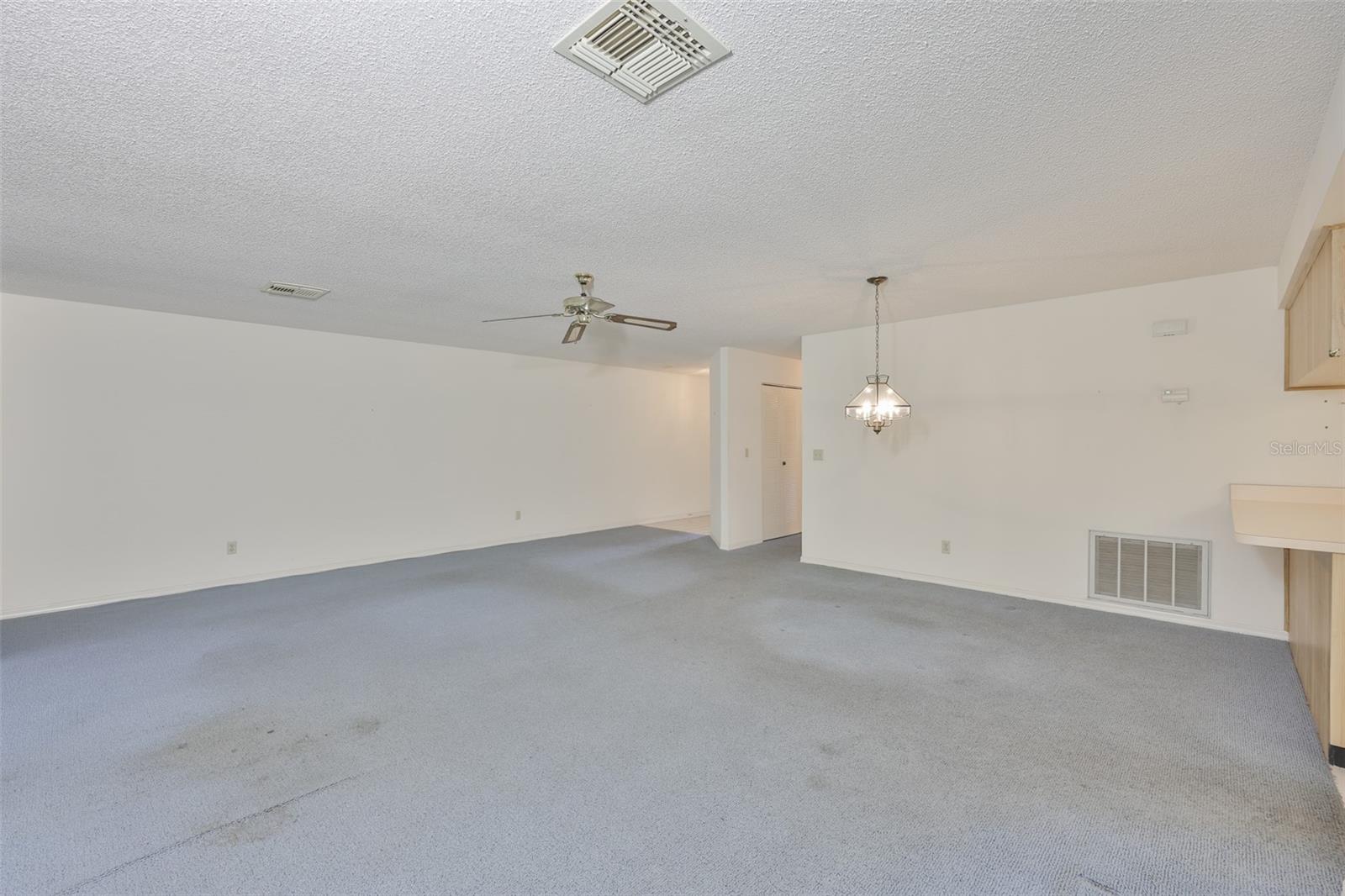 1618 LELAND DR, SUN CITY CENTER, FL, 33573