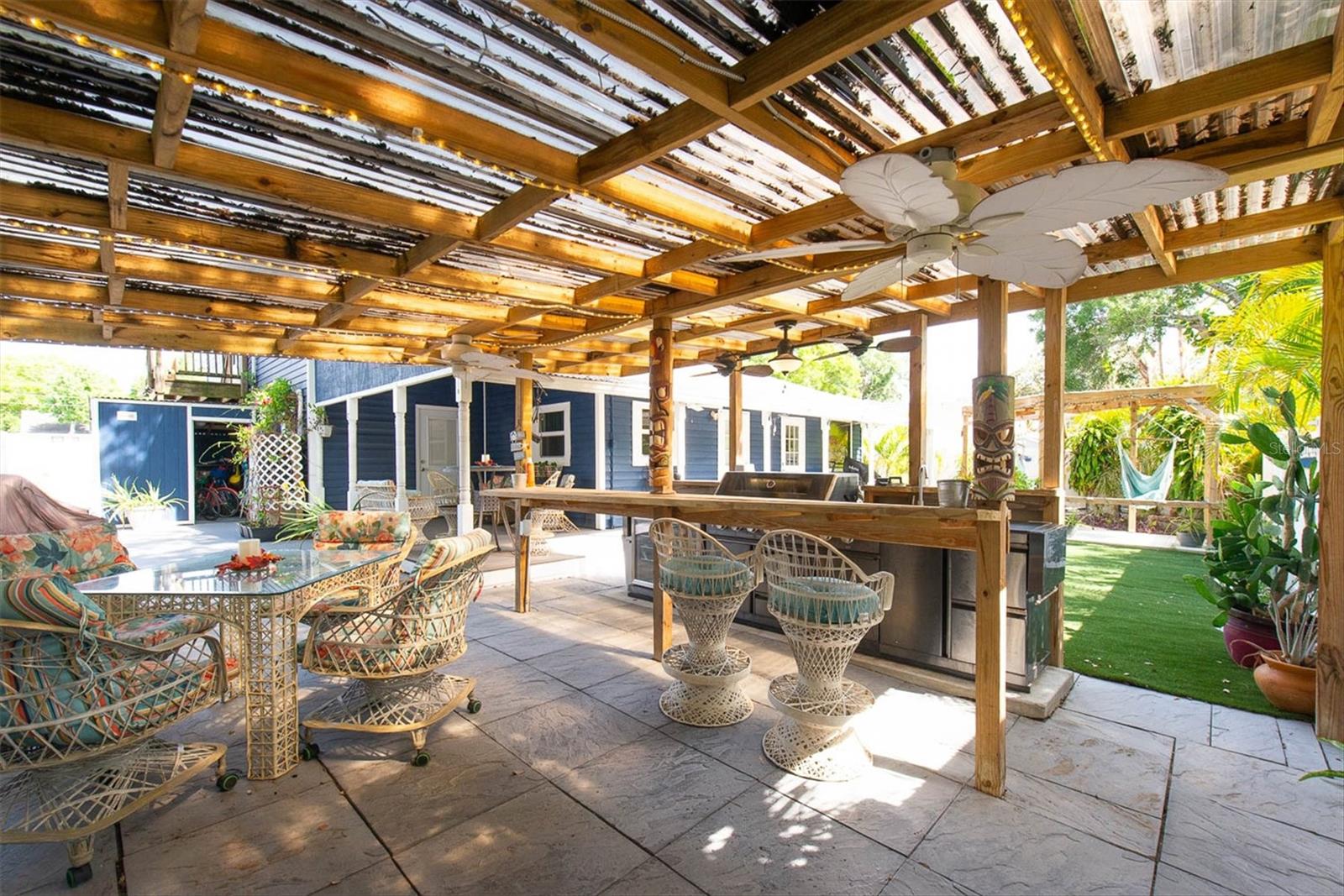 819 10TH ST SW, LARGO, FL, 33770