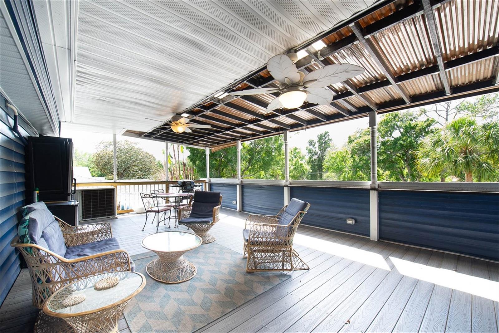 819 10TH ST SW, LARGO, FL, 33770