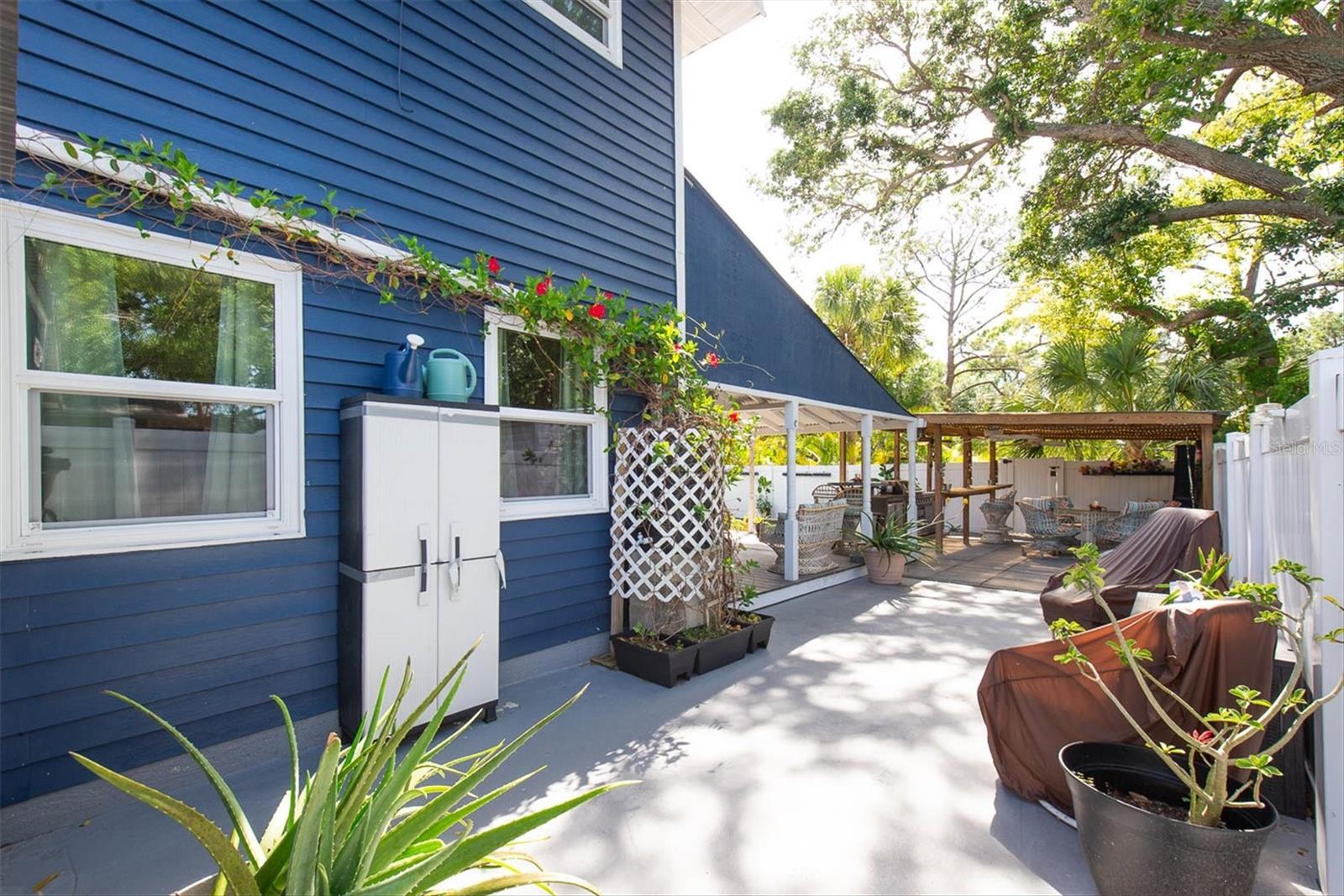 819 10TH ST SW, LARGO, FL, 33770