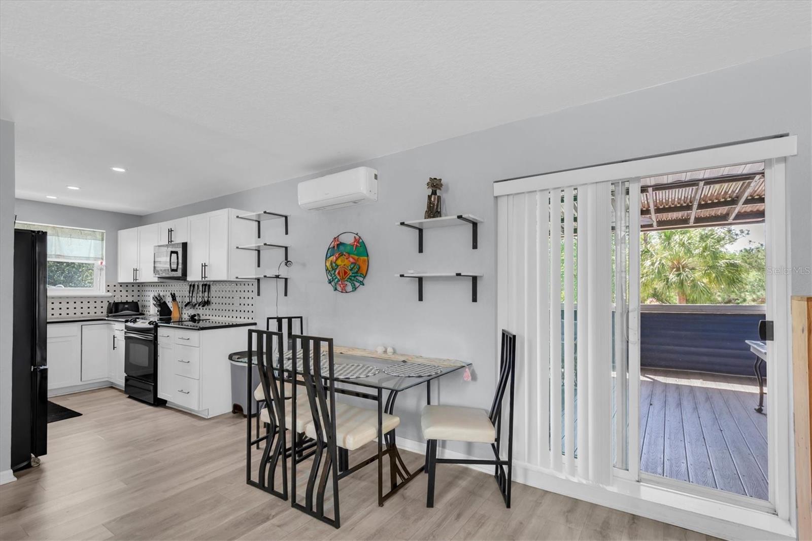 819 10TH ST SW, LARGO, FL, 33770