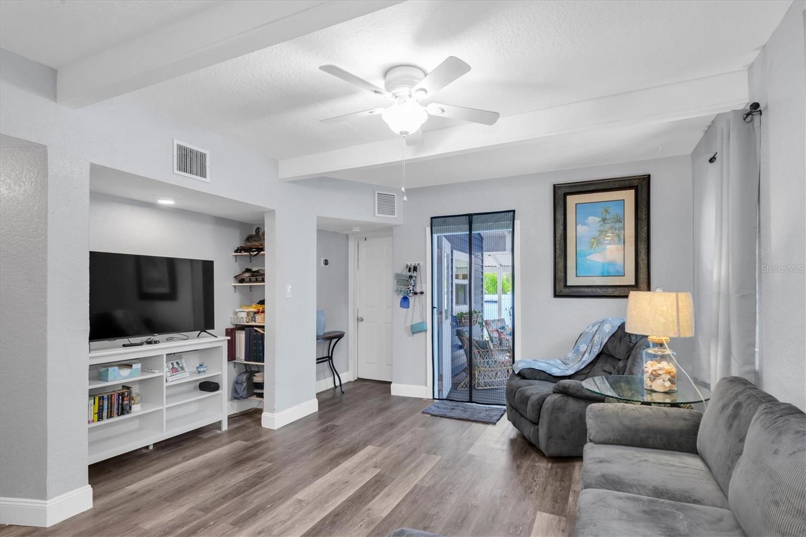 819 10TH ST SW, LARGO, FL, 33770