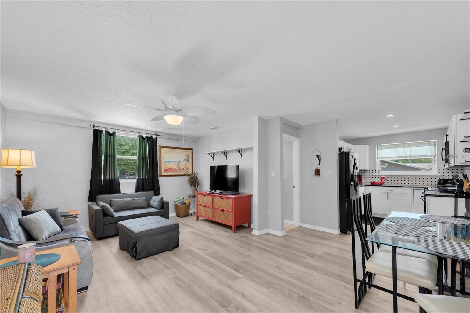 819 10TH ST SW, LARGO, FL, 33770