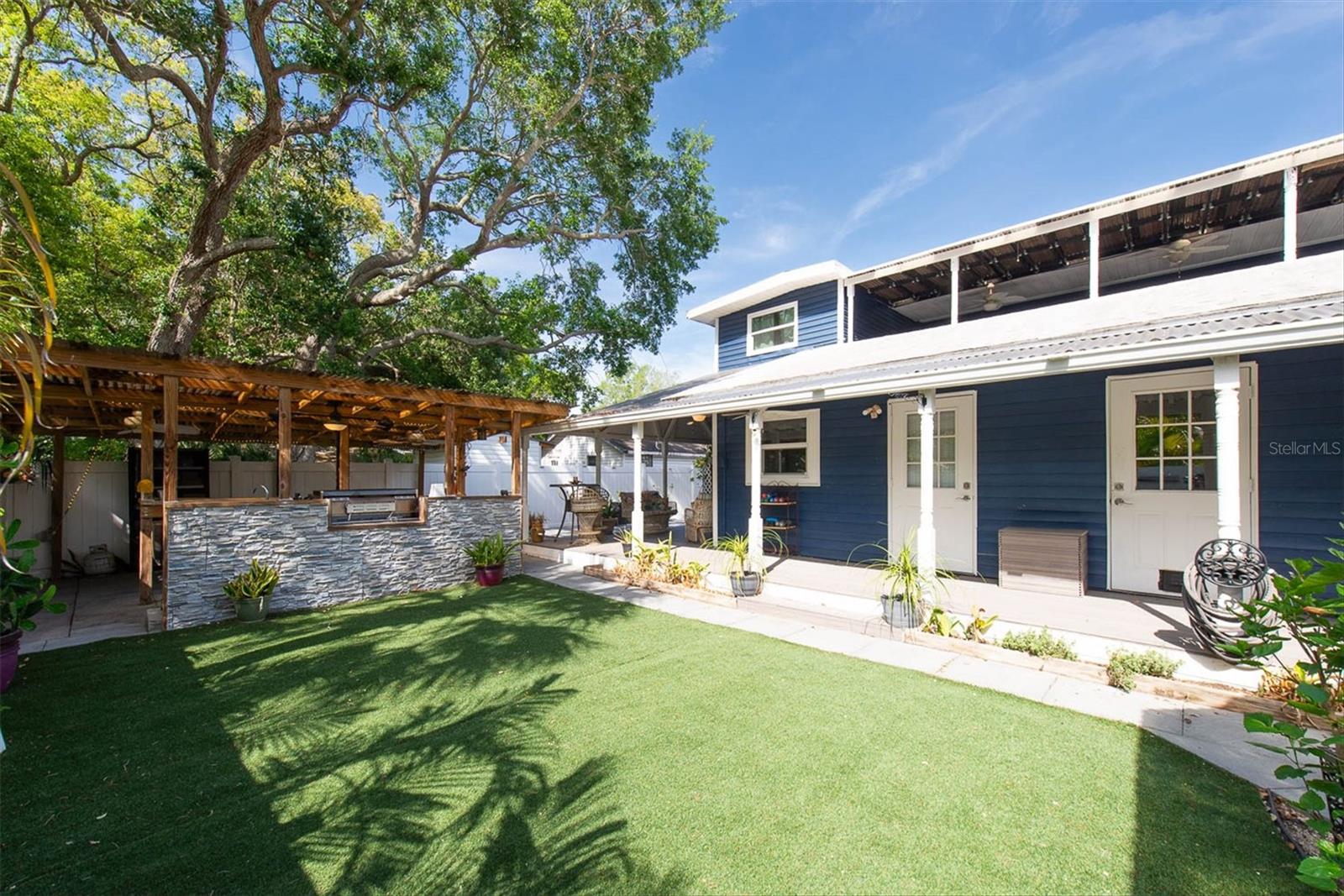 819 10TH ST SW, LARGO, FL, 33770