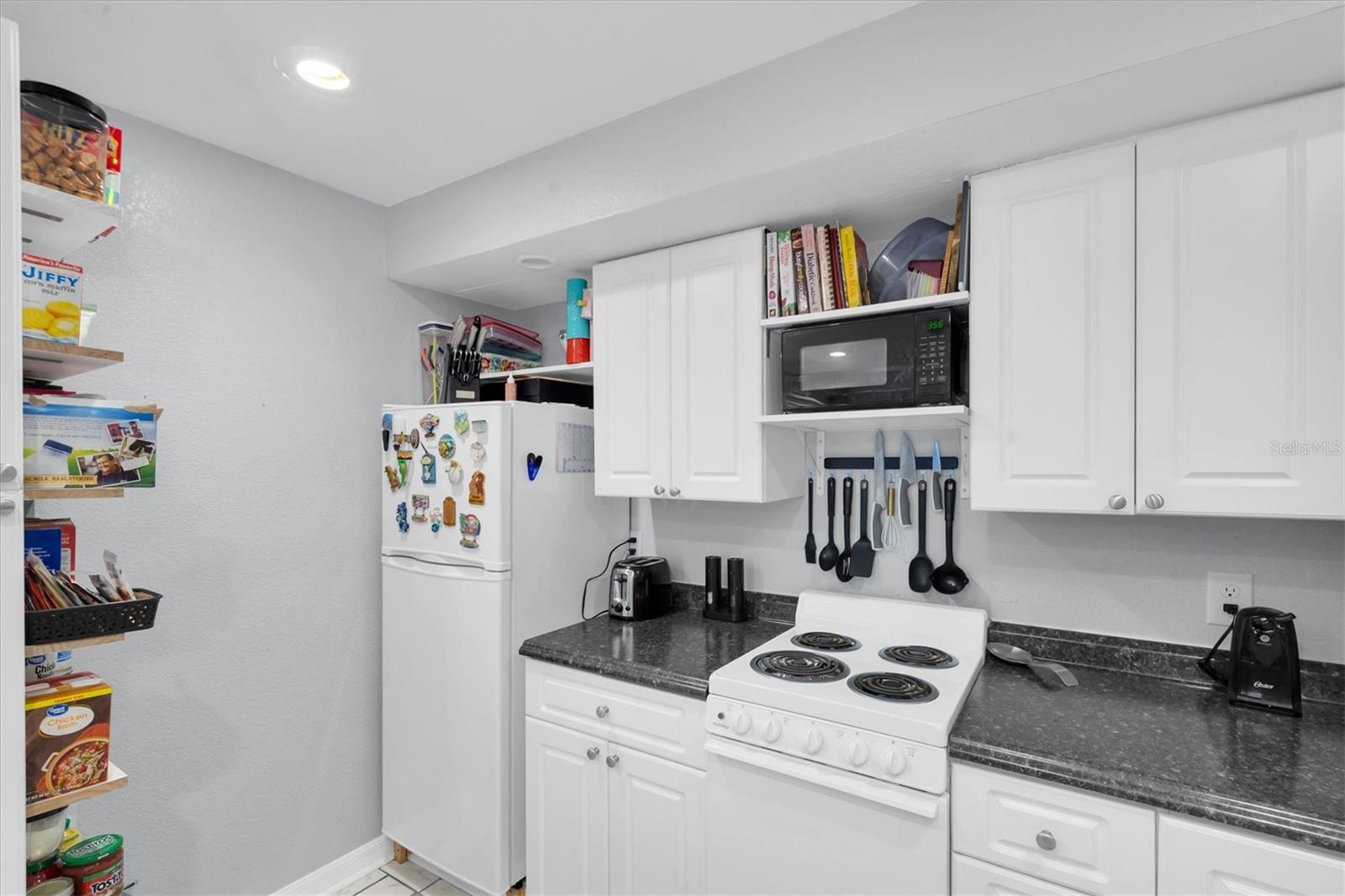 819 10TH ST SW, LARGO, FL, 33770