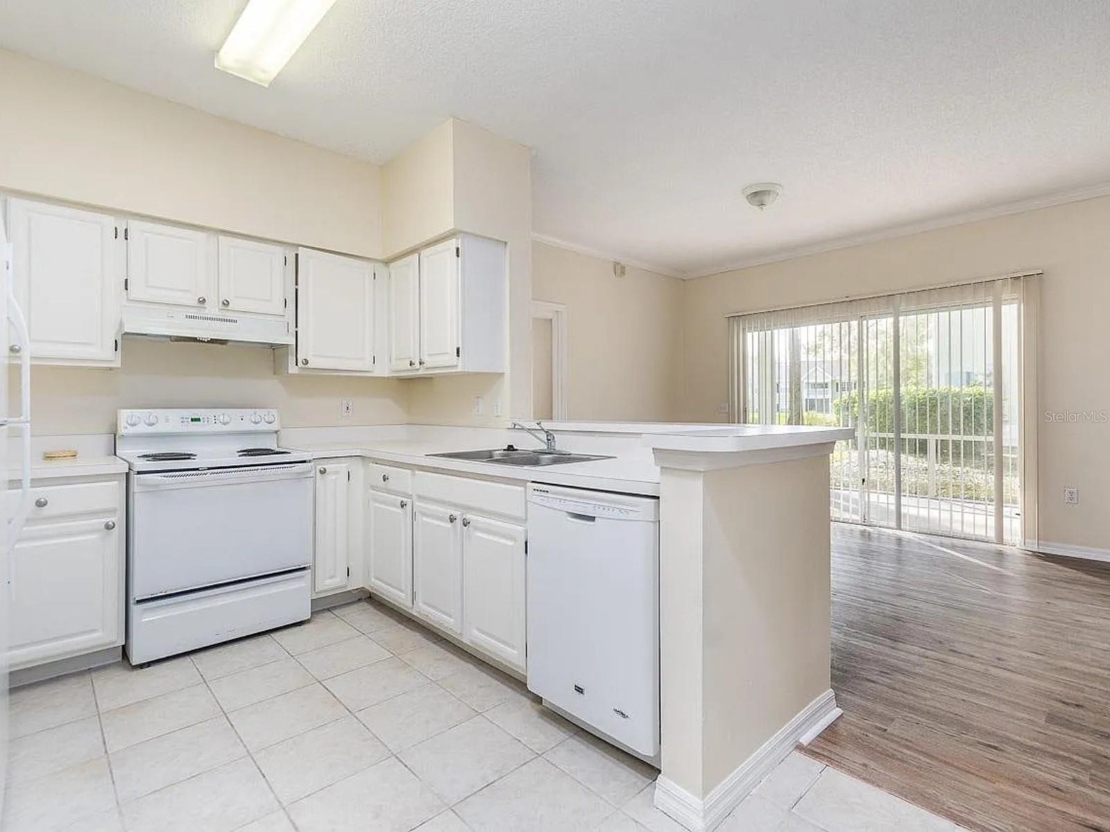 10000 SW 52ND AVE #99, GAINESVILLE, FL, 32608