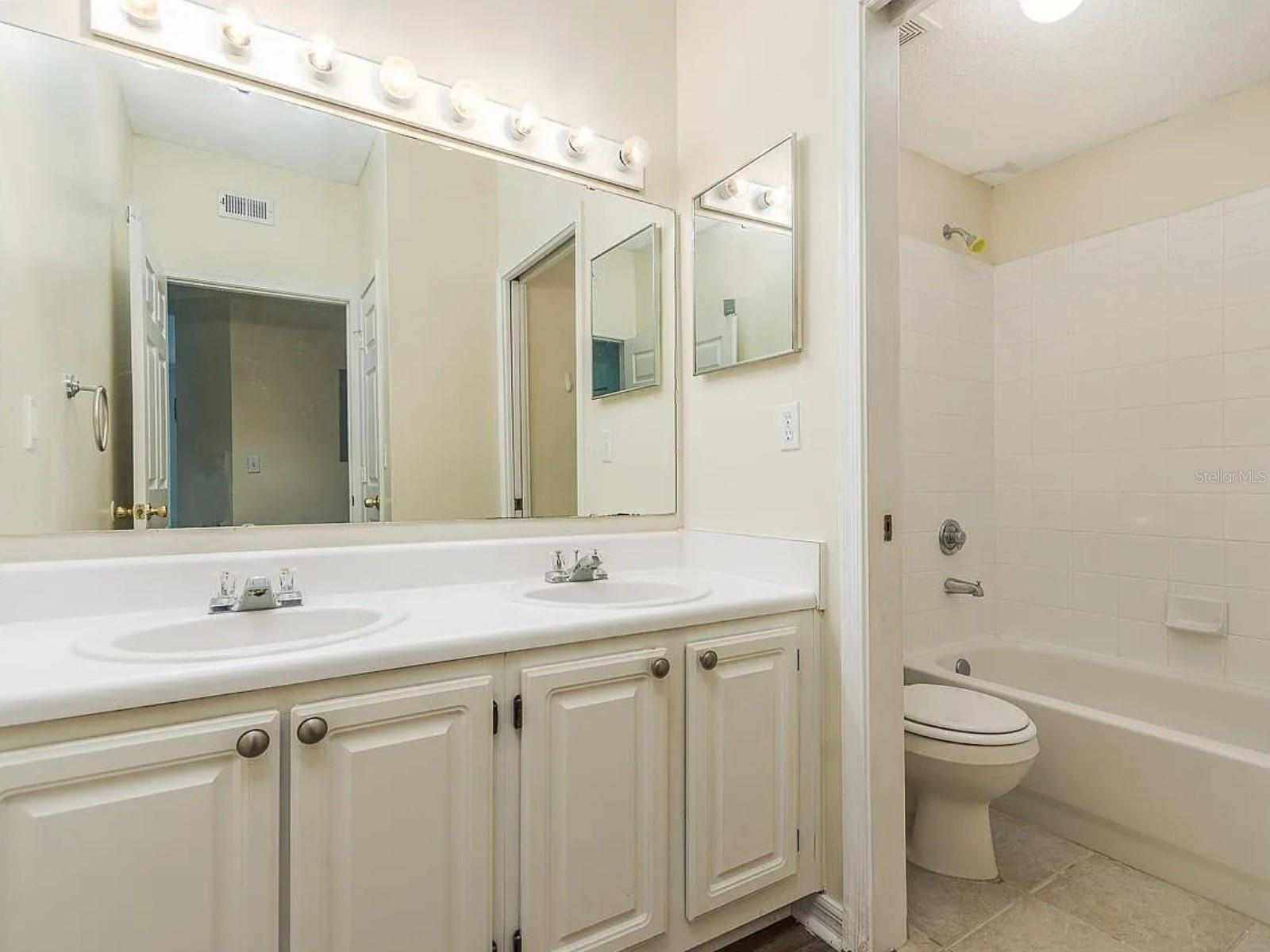 10000 SW 52ND AVE #99, GAINESVILLE, FL, 32608