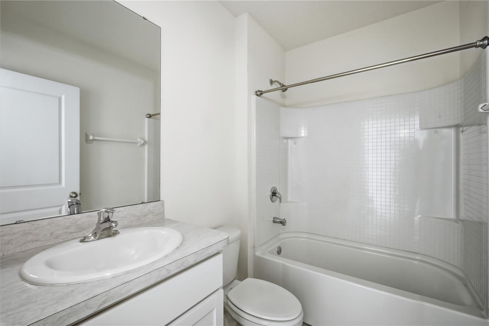 5217 HILLSIDE MEADOW PL, TAMPA, FL, 33610