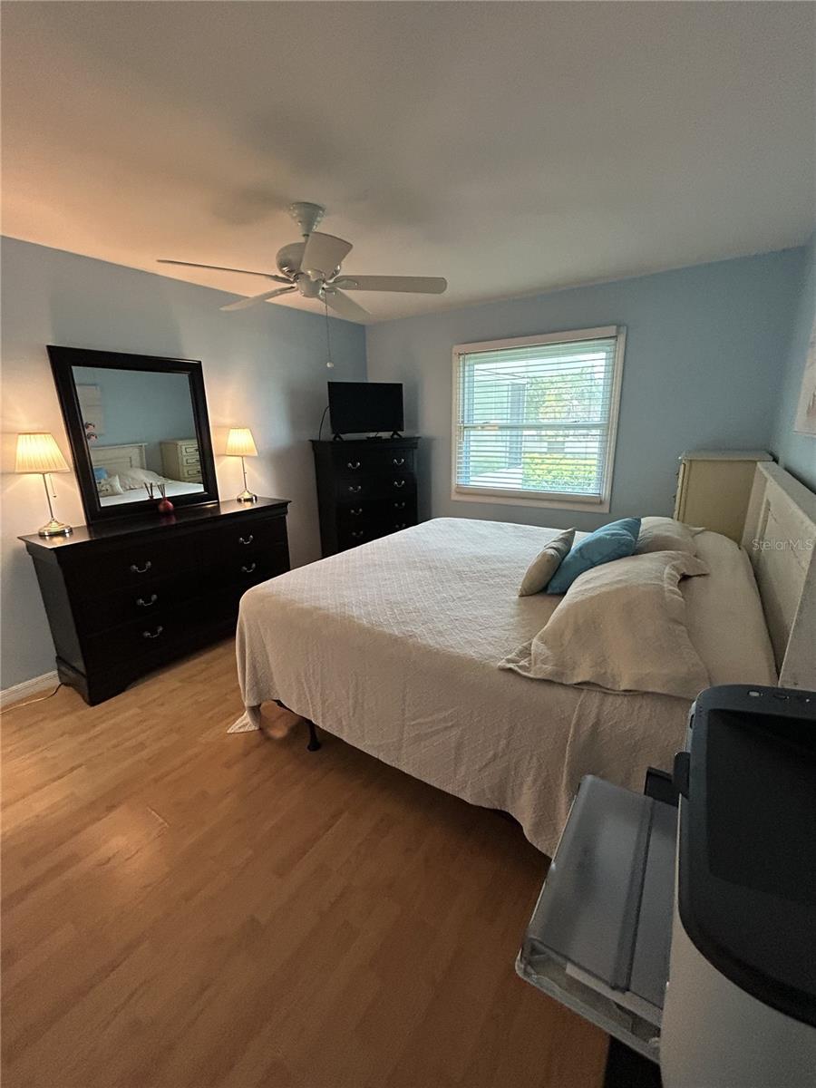 3900 ROXANE BLVD #8B, SARASOTA, FL, 34235