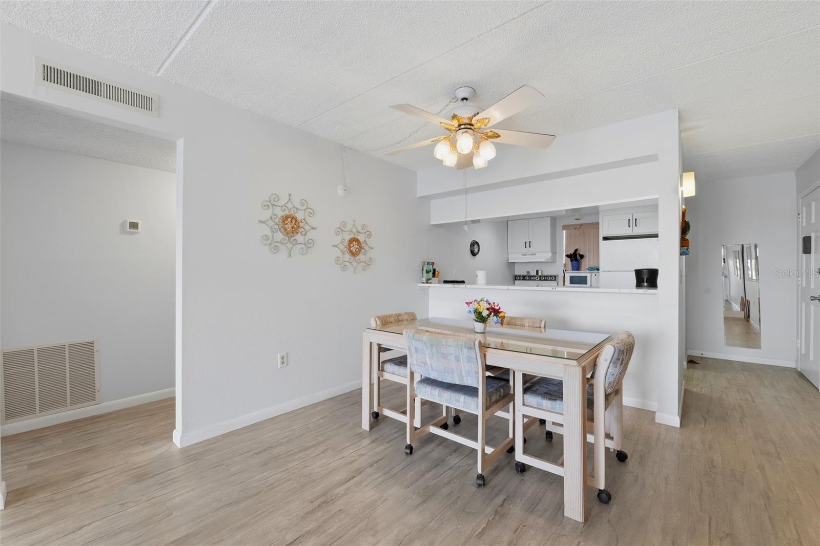 12760 INDIAN ROCKS RD #1082, LARGO, FL, 33774