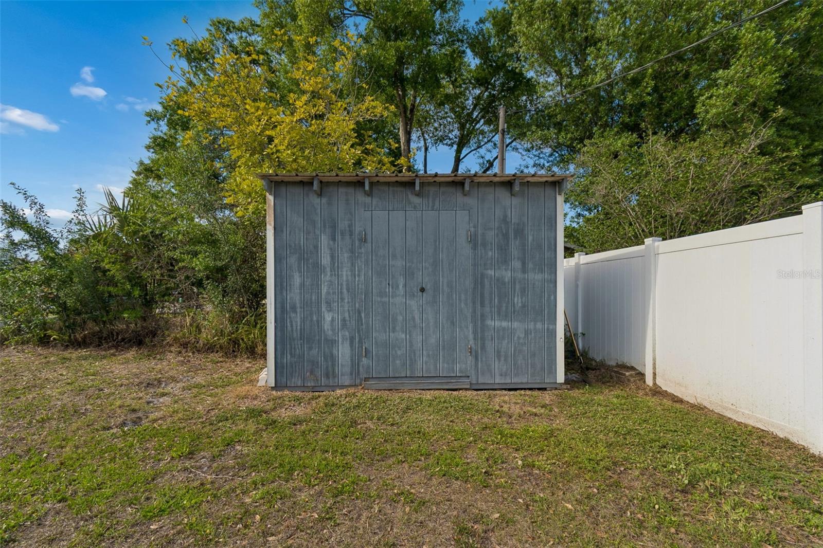 2301 W ELDRED DR, TAMPA, FL, 33603