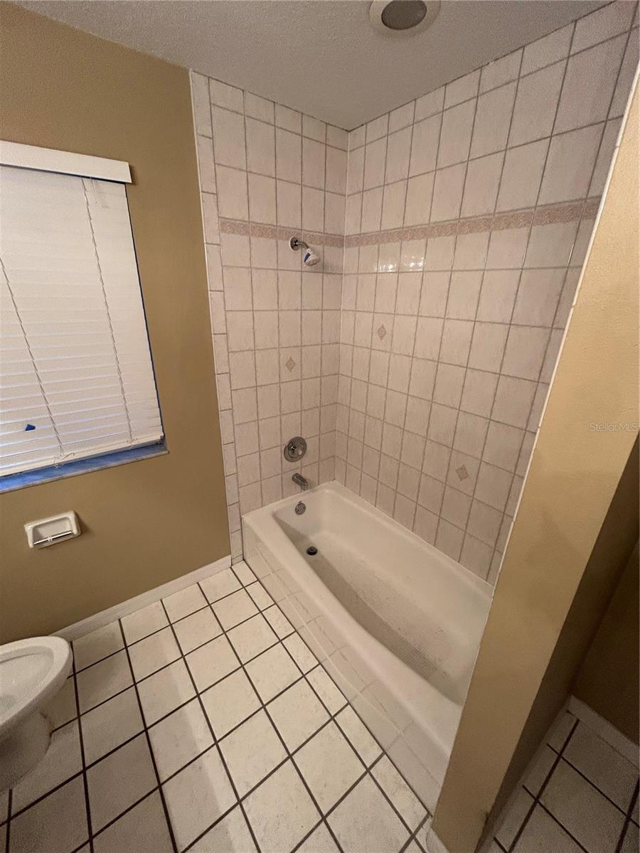 908 35TH AVENUE DR W, PALMETTO, FL, 34221