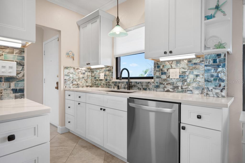 6005 GULF DR #219, HOLMES BEACH, FL, 34217