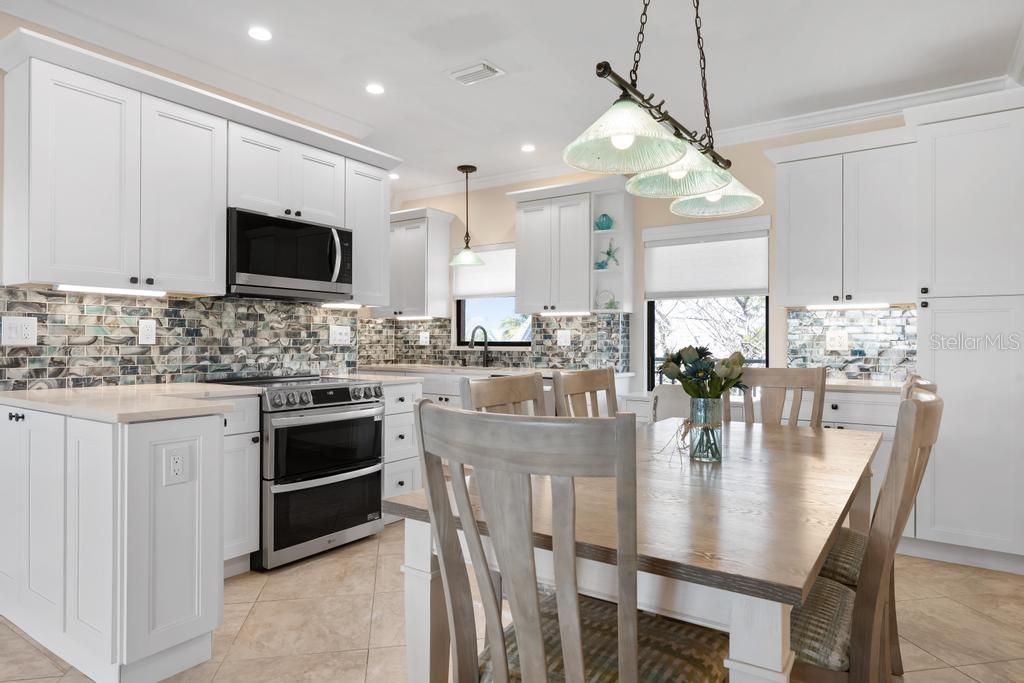 6005 GULF DR #219, HOLMES BEACH, FL, 34217