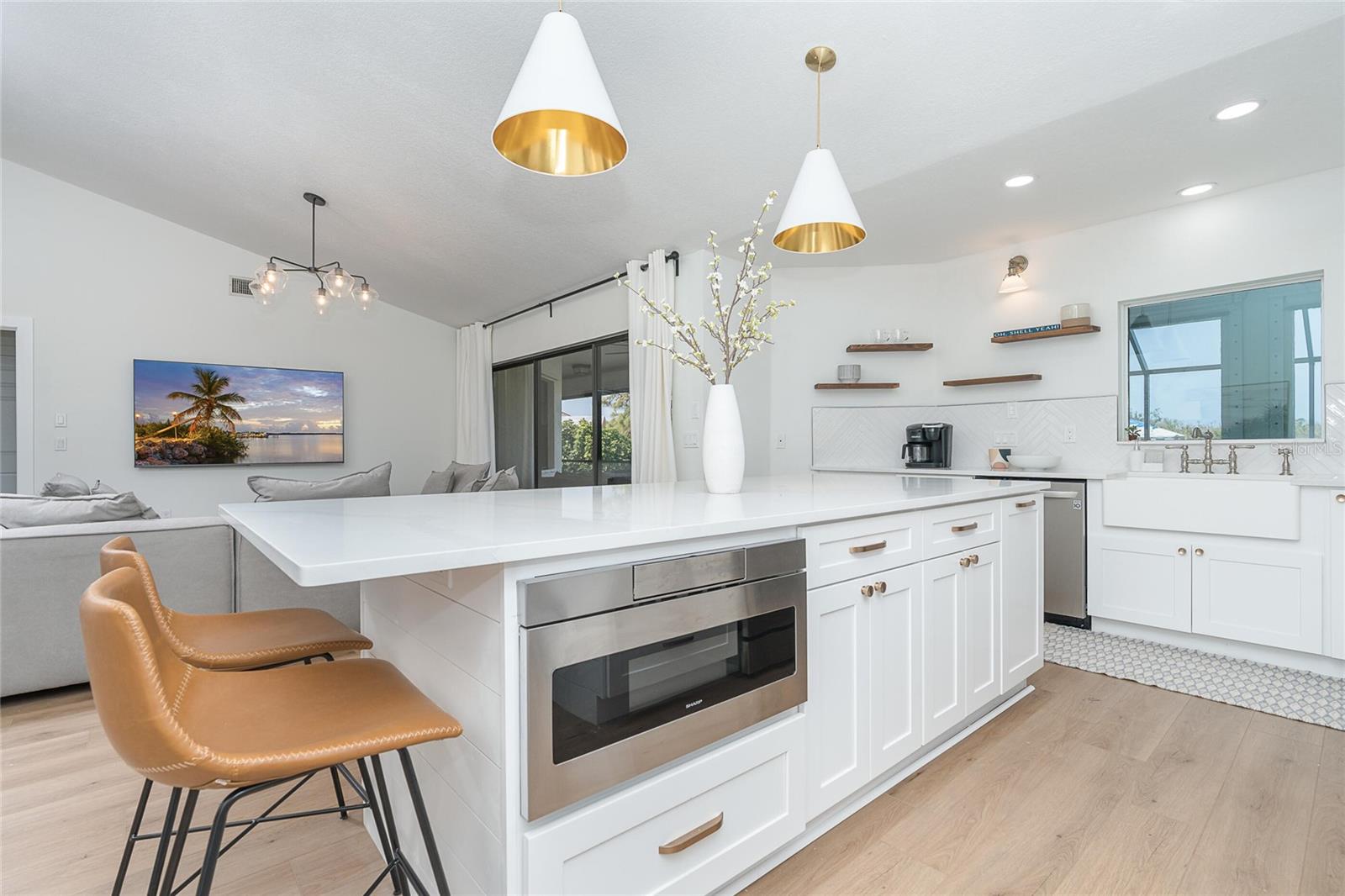 16 LEEWARD DR, PLACIDA, FL, 33946