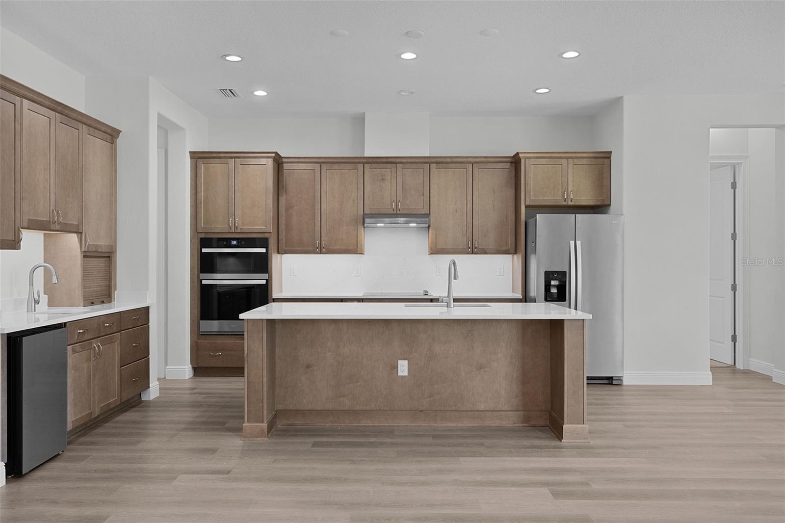 39654 GROVE HTS, LADY LAKE, FL, 32159