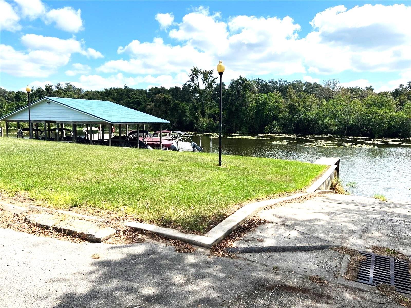 39654 GROVE HTS, LADY LAKE, FL, 32159