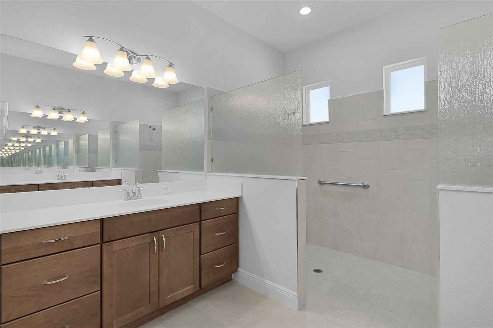 39654 GROVE HTS, LADY LAKE, FL, 32159