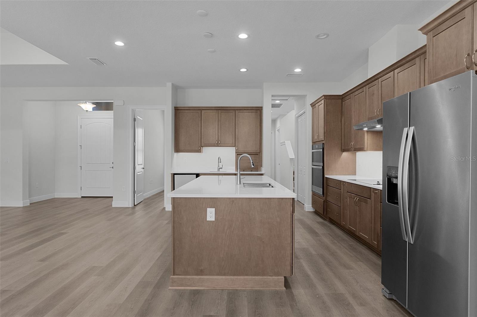 39654 GROVE HTS, LADY LAKE, FL, 32159