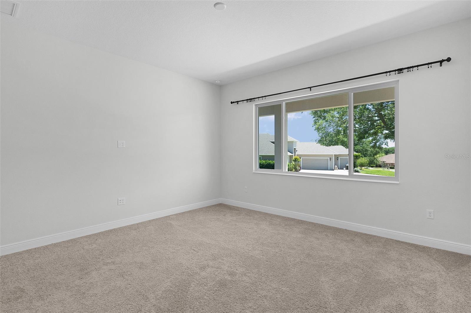 39654 GROVE HTS, LADY LAKE, FL, 32159