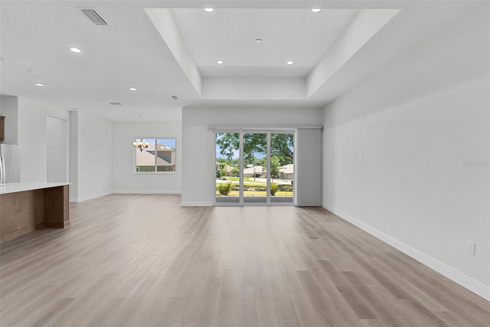 39654 GROVE HTS, LADY LAKE, FL, 32159