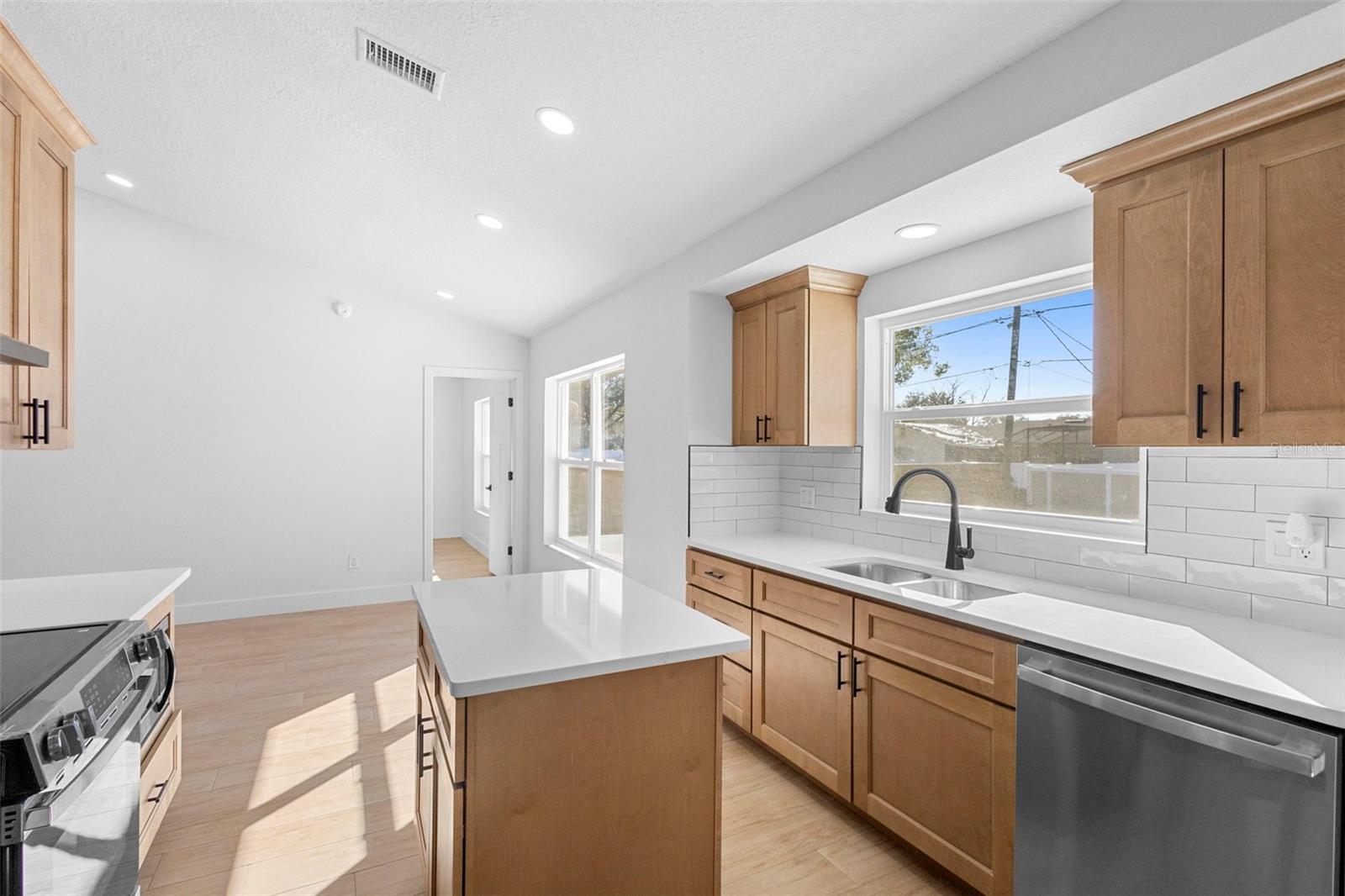 1972 VIENNA AVE, DELTONA, FL, 32725