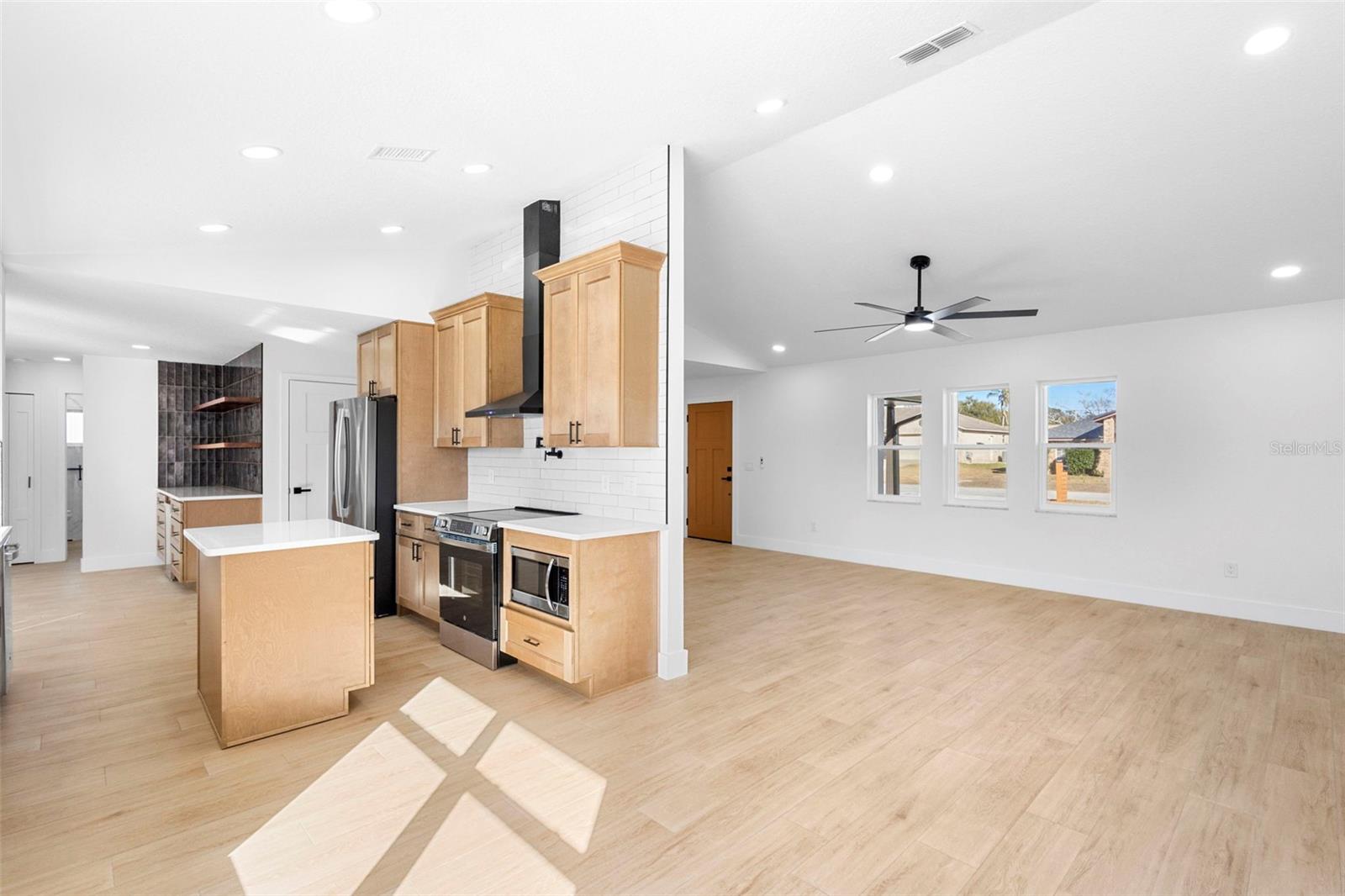 1972 VIENNA AVE, DELTONA, FL, 32725