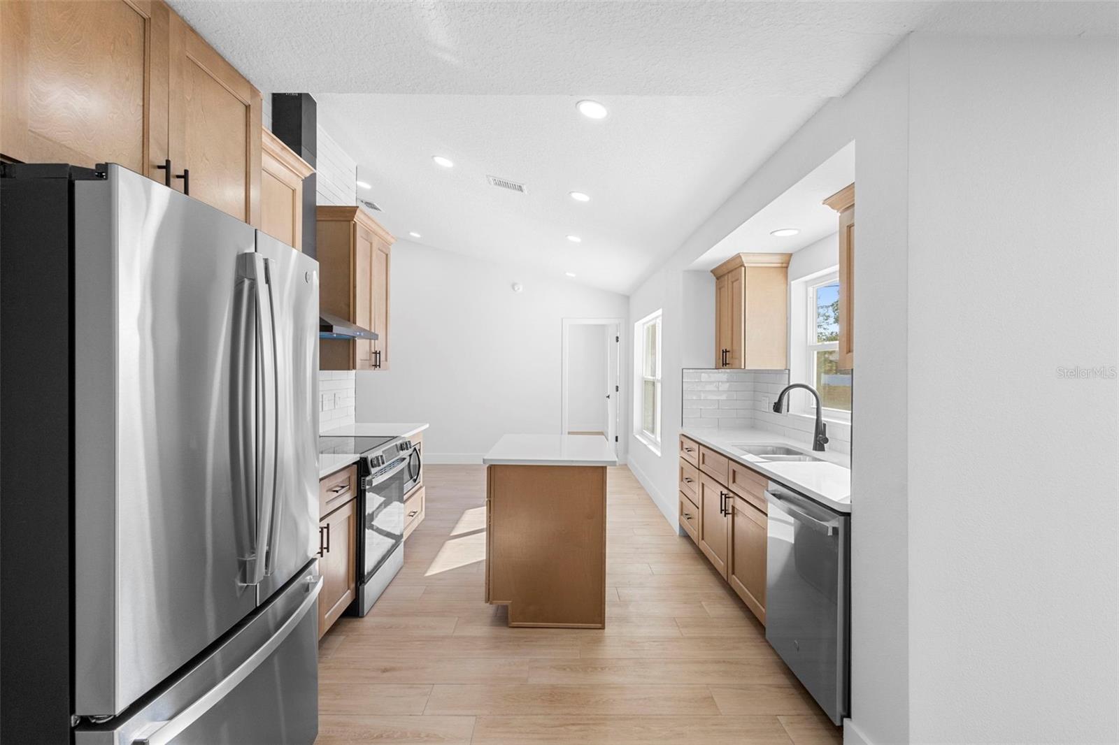 1972 VIENNA AVE, DELTONA, FL, 32725