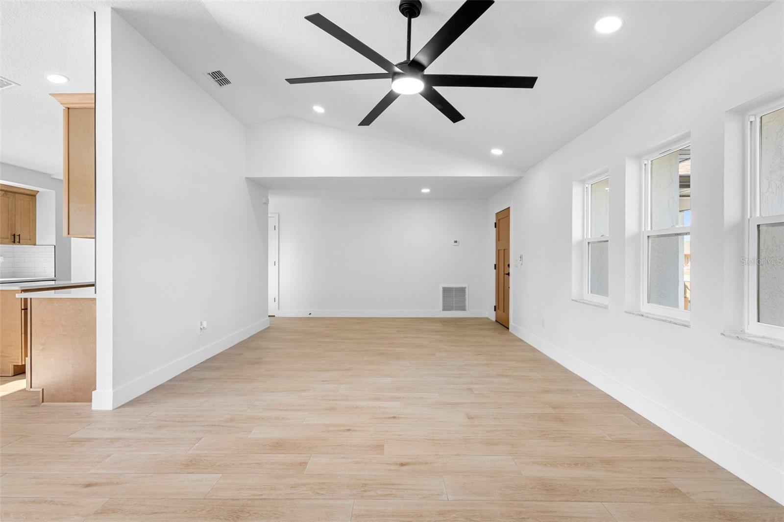 1972 VIENNA AVE, DELTONA, FL, 32725