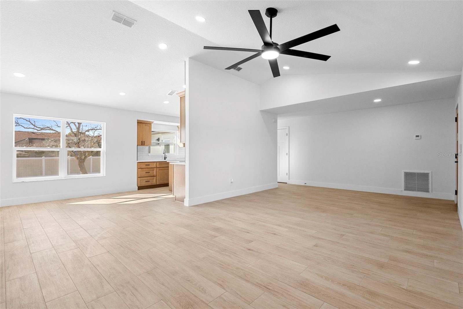 1972 VIENNA AVE, DELTONA, FL, 32725