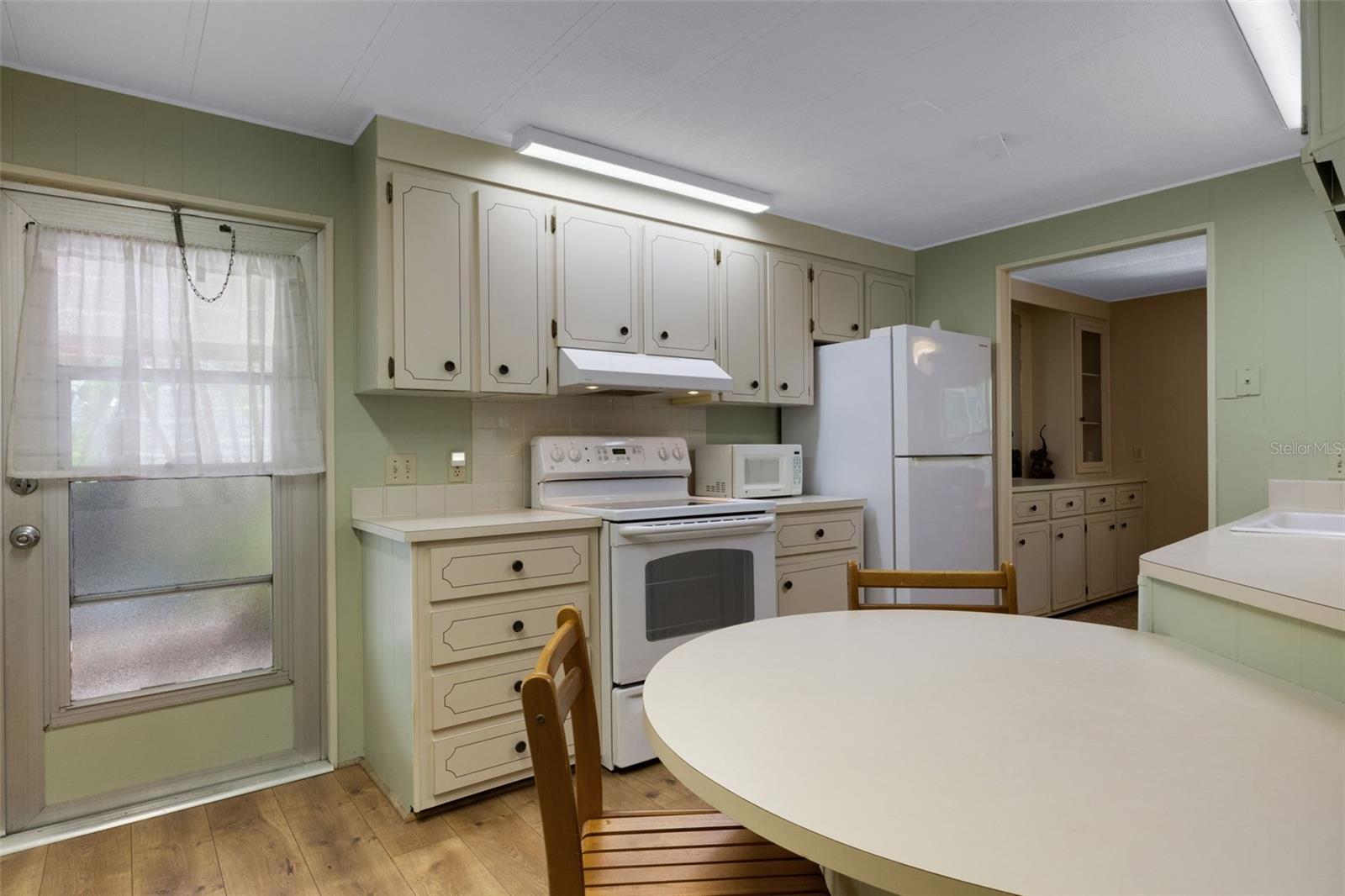 98 CEDAR ELM DR #32, SAFETY HARBOR, FL, 34695