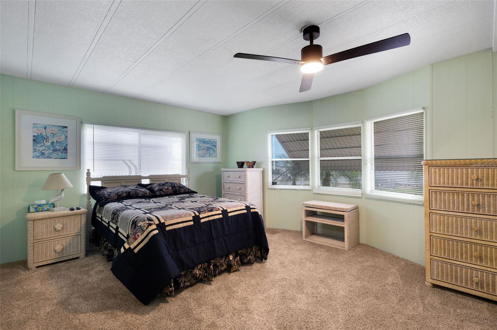 98 CEDAR ELM DR #32, SAFETY HARBOR, FL, 34695